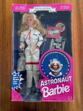 1994 vintage New in box Barbie Special Edition Astronaut Doll - White & Pink